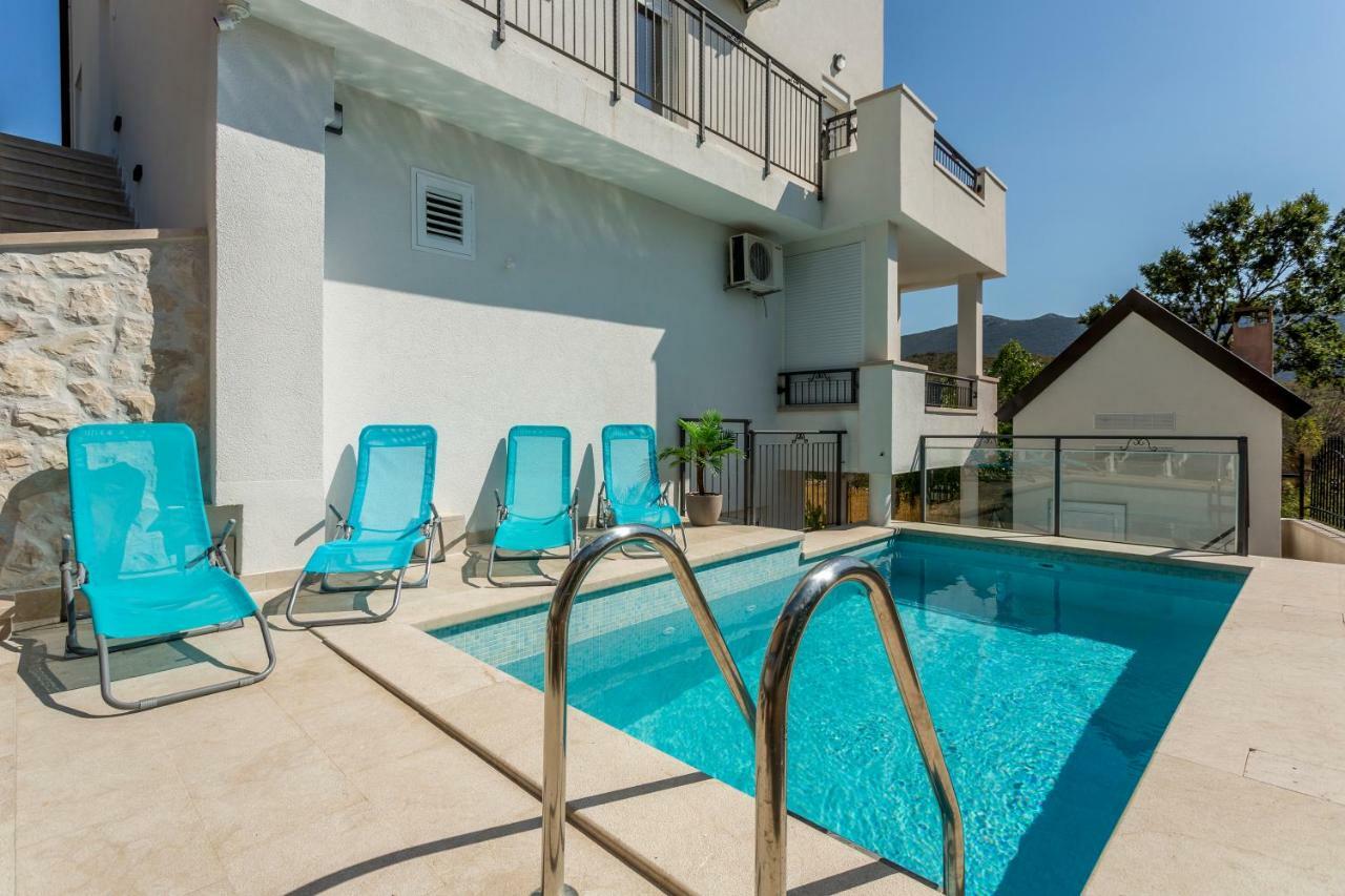 Appartamento House Luce With Pool Čisla Esterno foto